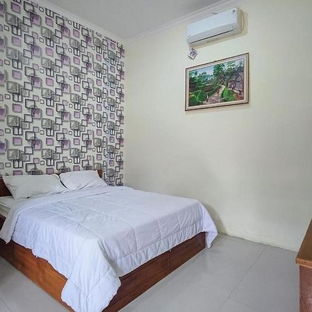 Reddoorz At Tanakatto Homestay Waikabubak Zewnętrze zdjęcie