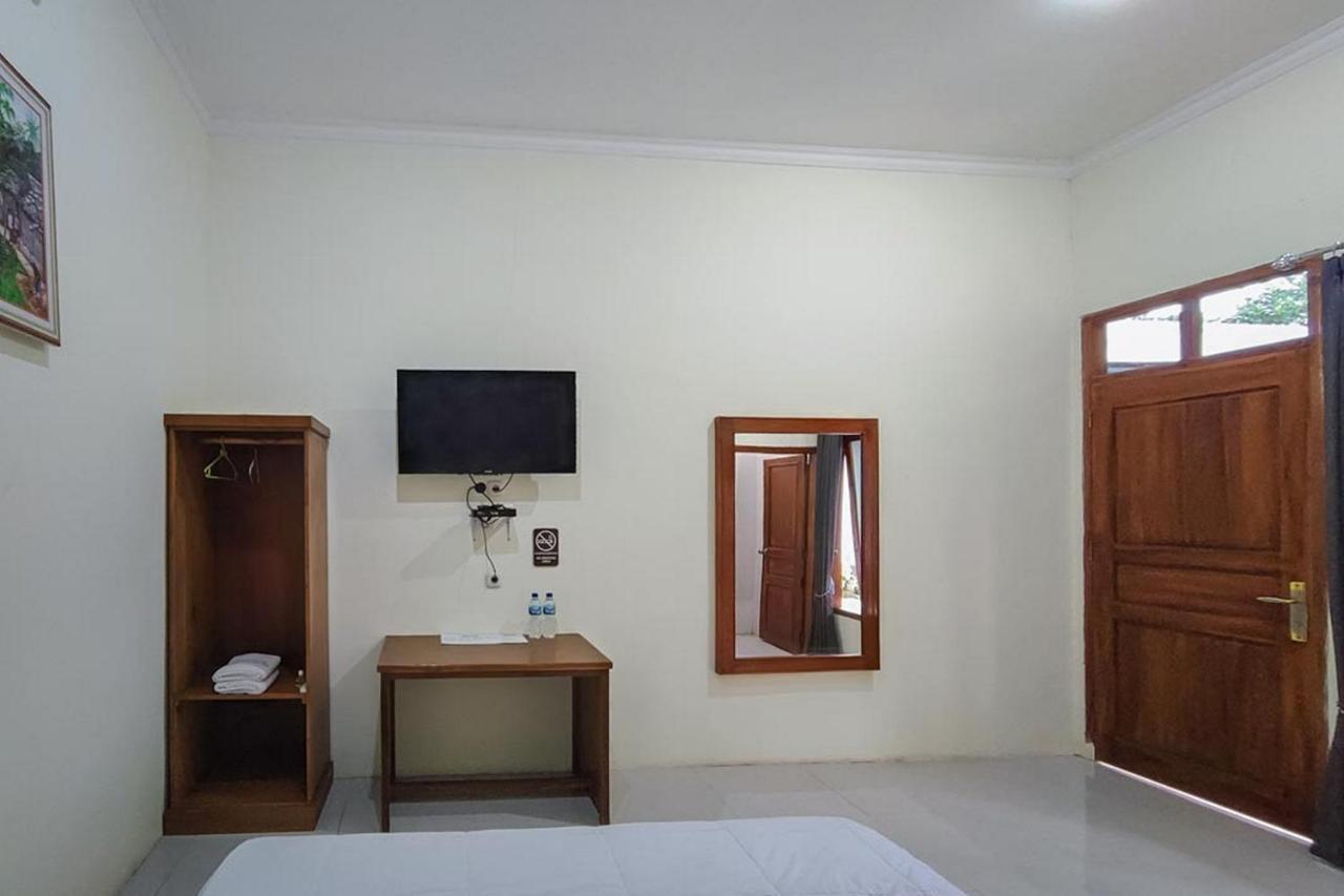 Reddoorz At Tanakatto Homestay Waikabubak Zewnętrze zdjęcie